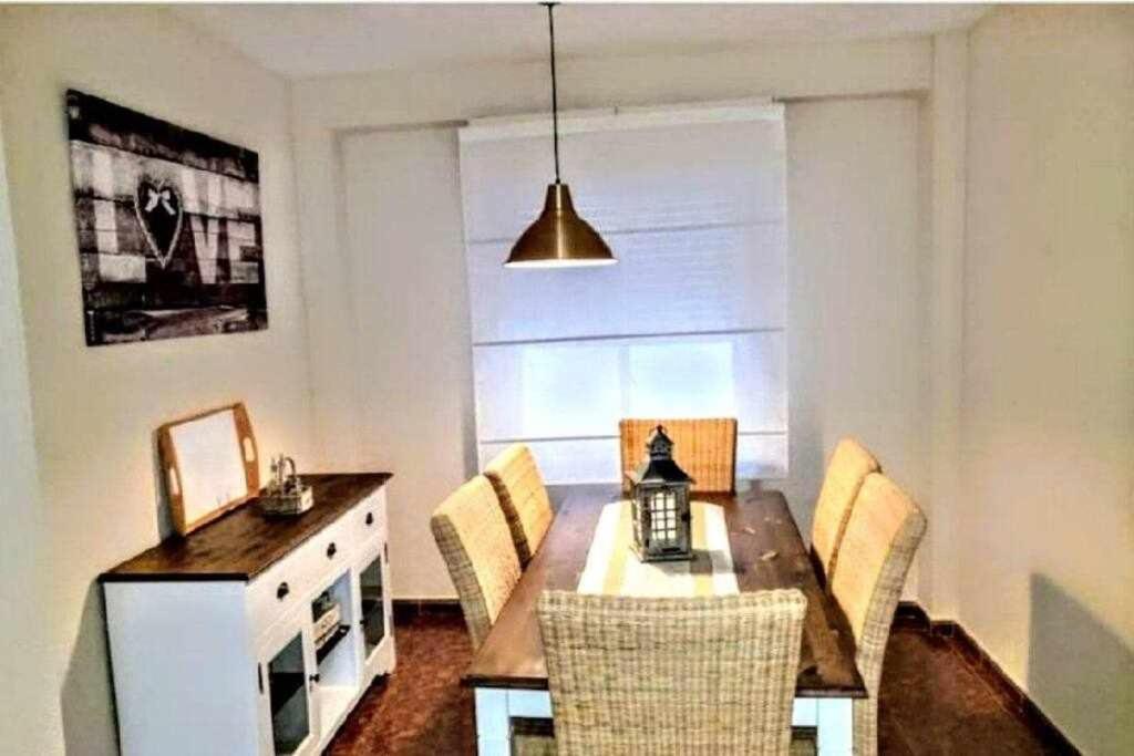 Apartamento En La Entrada Del Barrio Antiguo コルドバ エクステリア 写真