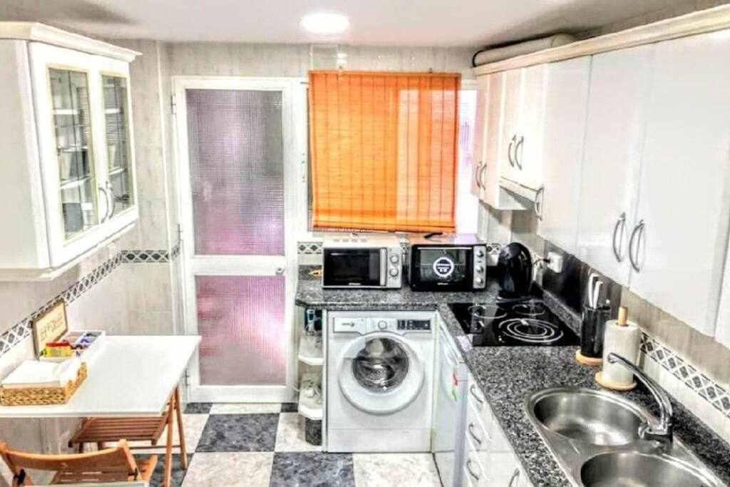 Apartamento En La Entrada Del Barrio Antiguo コルドバ エクステリア 写真