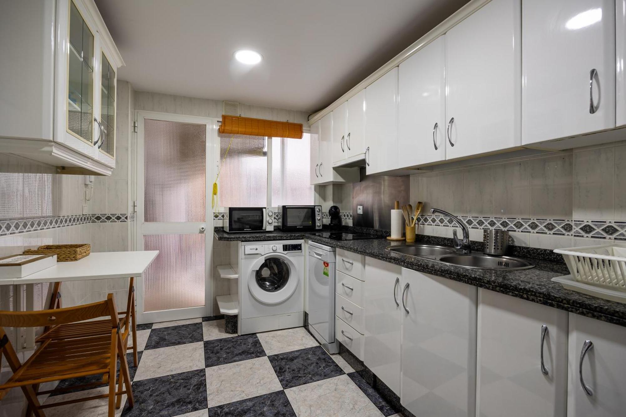 Apartamento En La Entrada Del Barrio Antiguo コルドバ エクステリア 写真