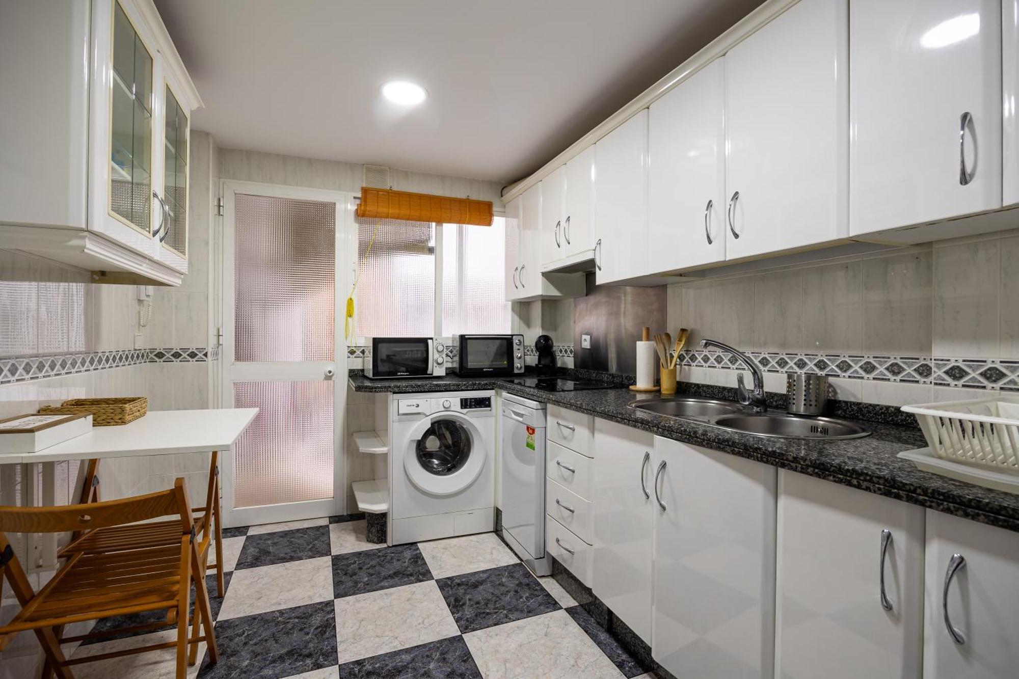 Apartamento En La Entrada Del Barrio Antiguo コルドバ エクステリア 写真