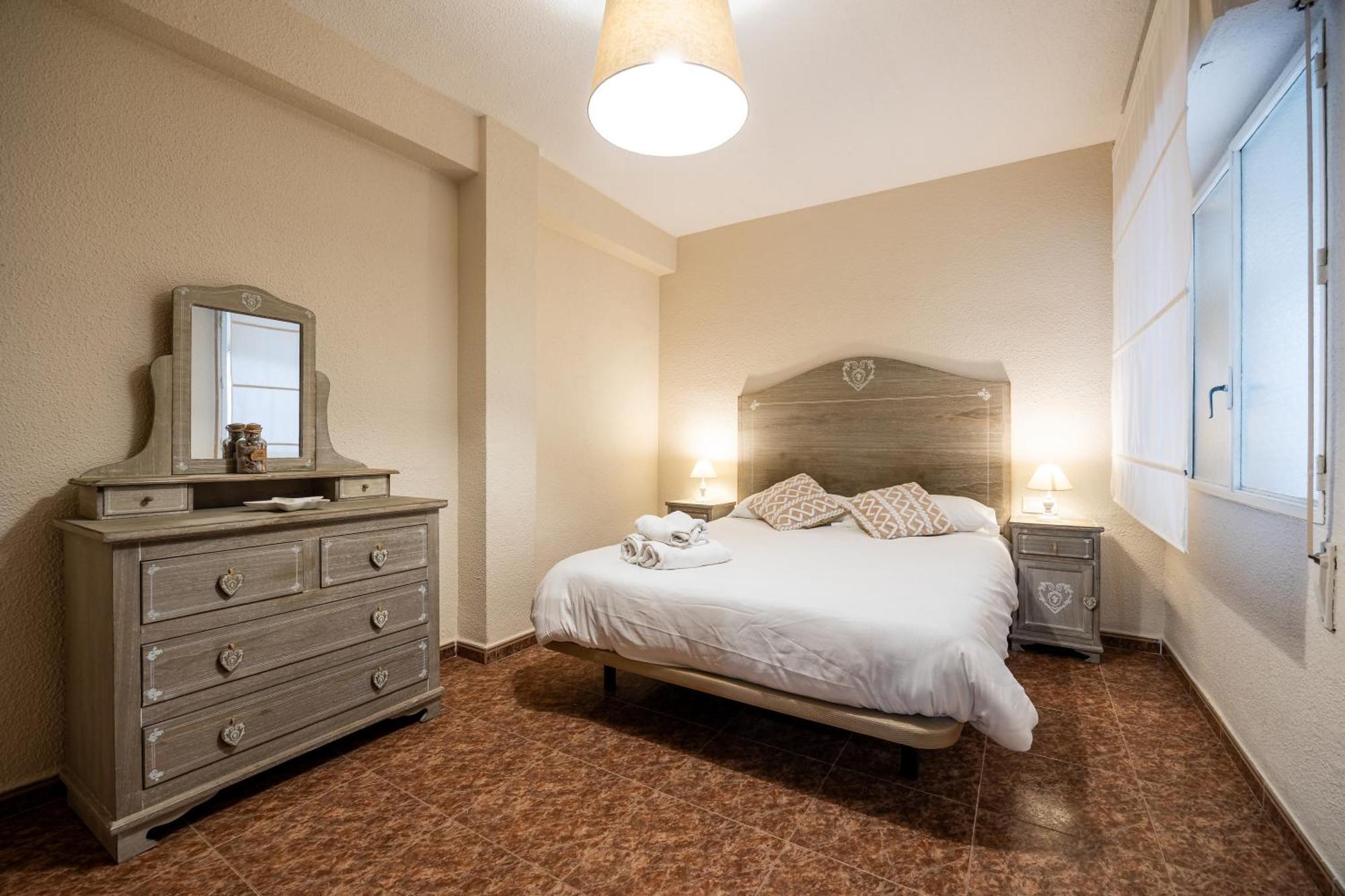Apartamento En La Entrada Del Barrio Antiguo コルドバ エクステリア 写真
